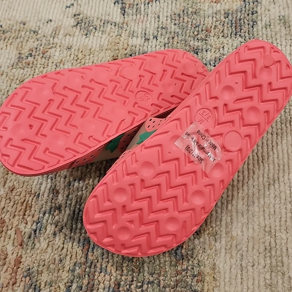 West Loop Girl's Strawberry‎ Print Slide Sandals Size 2/3